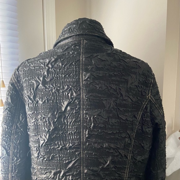 Cappopera Jeans women black crinkled wool blend, zip up jacket. Size 34. Used. - Picture 5 of 7